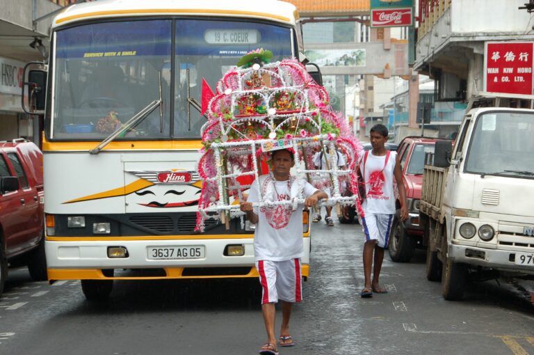 Hindus Pilgern nach Grand Bassin